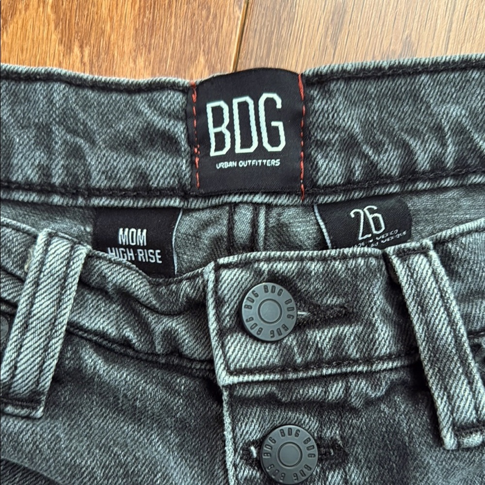 BDG High Waist Denim Jean Shorts‎ - Picture 3 of 9